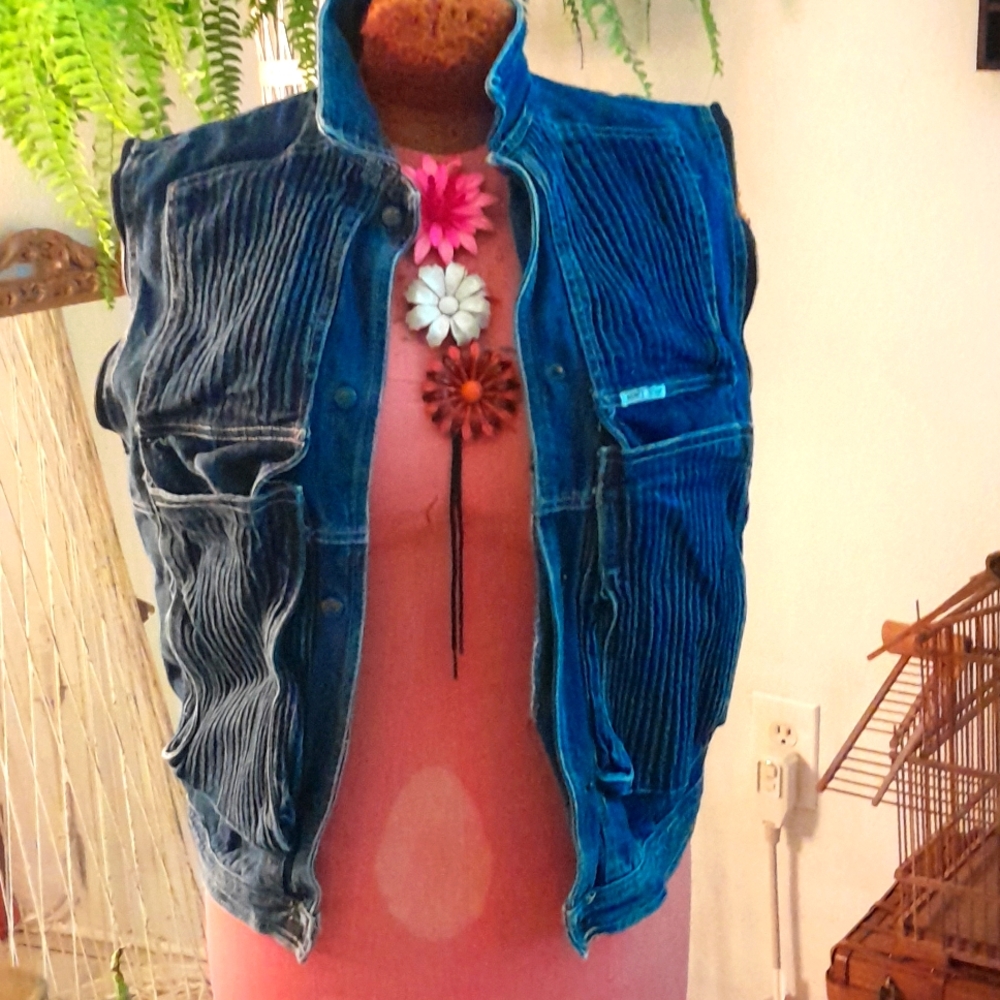 Vintage Don't stop Denim vest